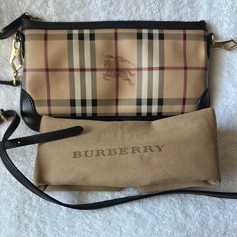 Burberry Tan and Black Women's Bag